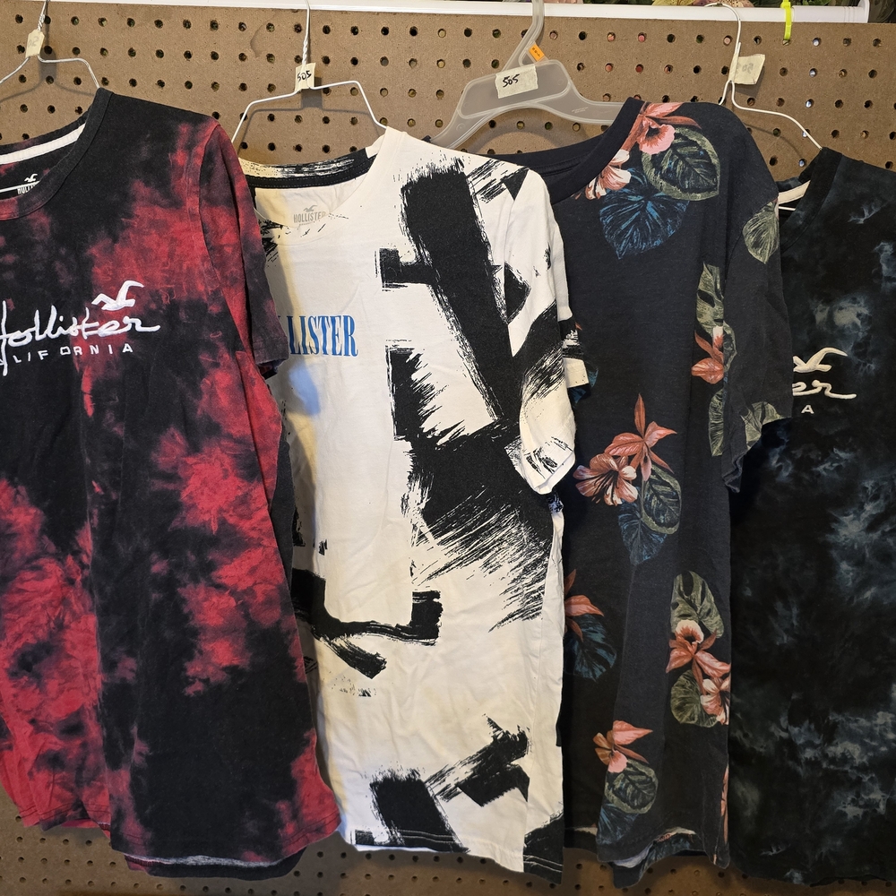 Hollister Graphic T-Shirts - Multicolor Set